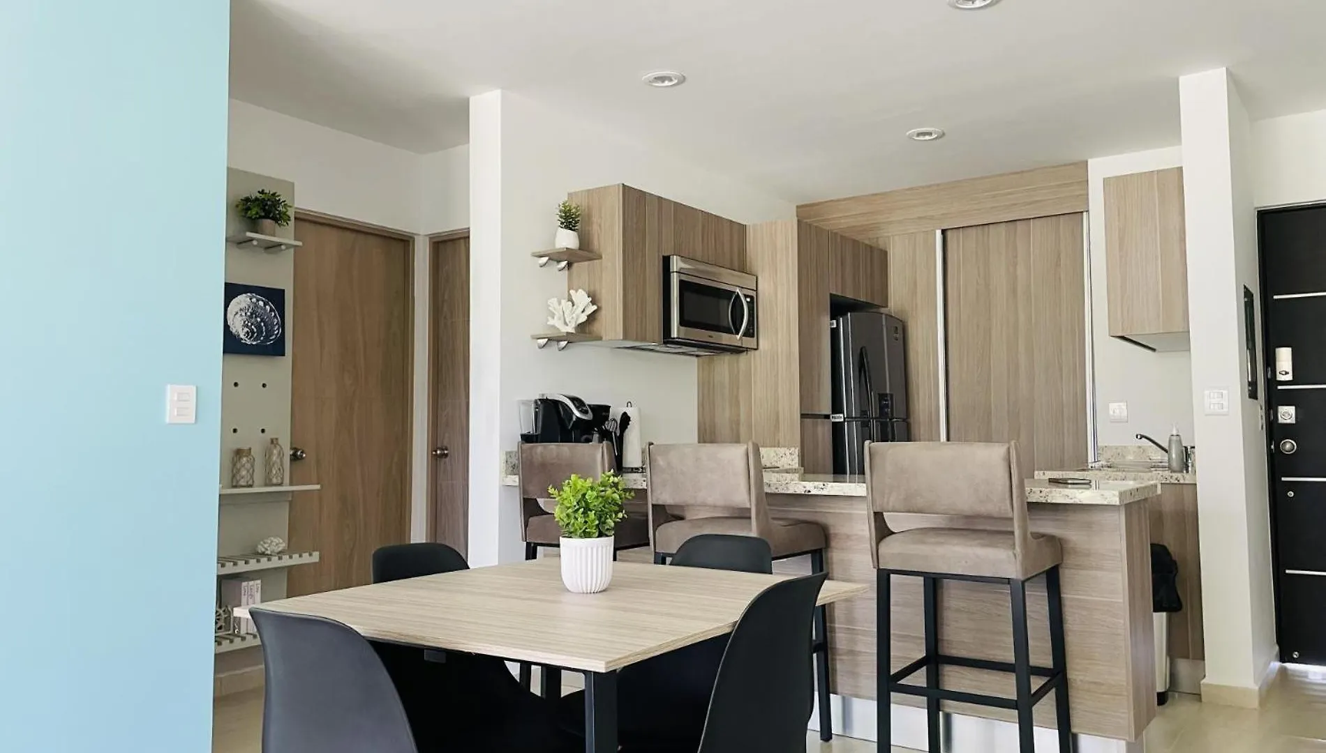 Tropical Condo - Close To Beach And Waterpark Масатлан 0*,  Мексика